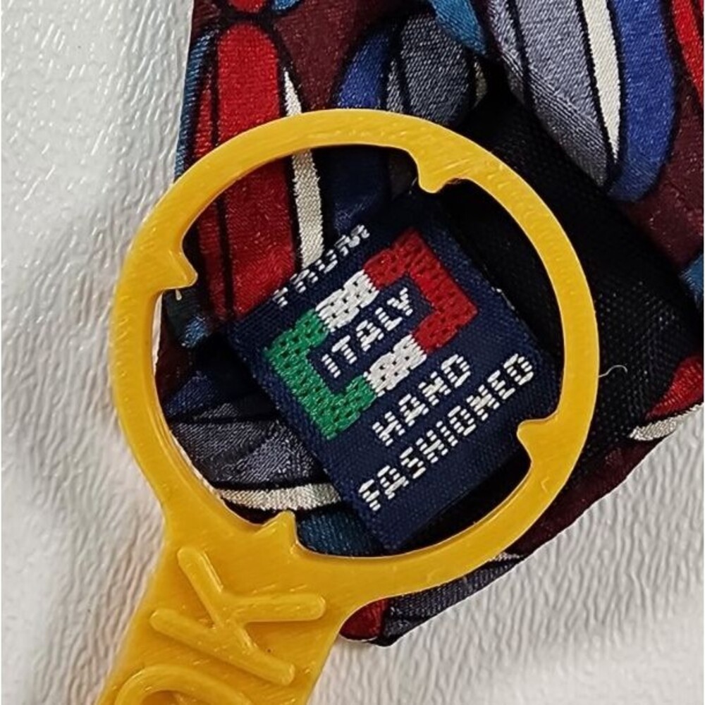 Vintage Valentino Pietro Mens Tie Pure Silk Geometric Pattern Red/Blue/Grey - Picture 4 of 7